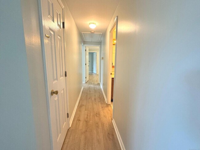 Building Photo - 61 Richard Brown Dr