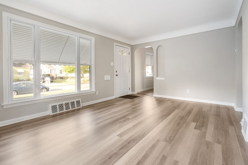 Building Photo - 5414 Orchard Ave