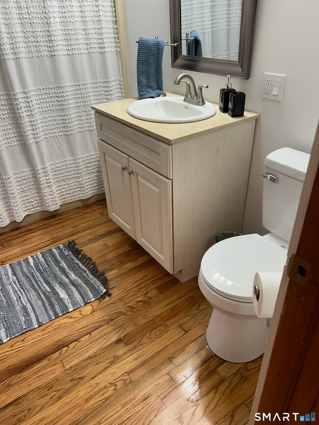 Building Photo - 28 Sugar St