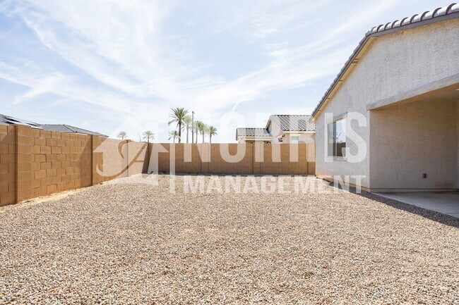 Building Photo - Beautiful Almost Brand New Home in Villago!