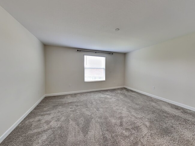 Building Photo - 472 Brunswick Dr