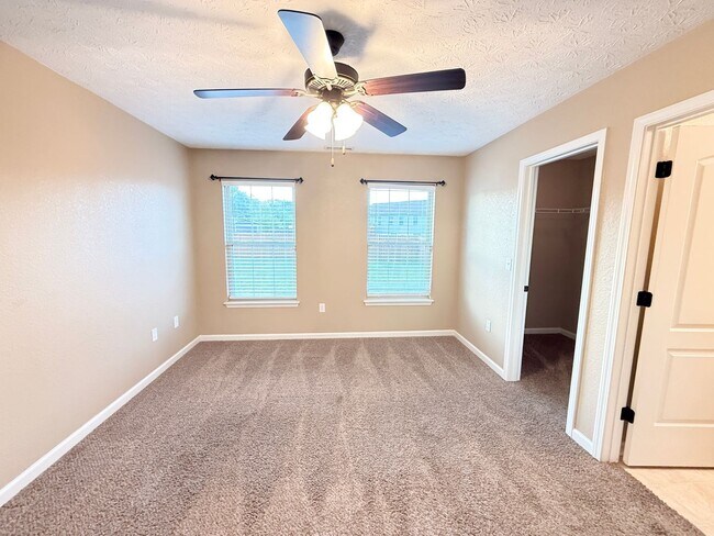 Building Photo - 2201 Hall Ln