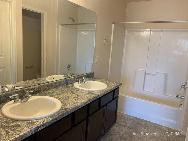 Building Photo - 1520 Joppa Aly