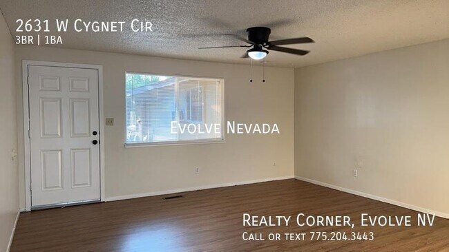 Building Photo - Cute and Comfy 3-Bed, 1-Bath Duplex in Spa...