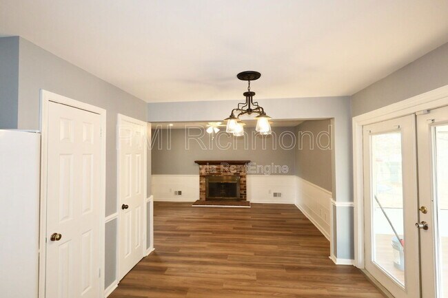 Building Photo - 1929 Millsap Ln