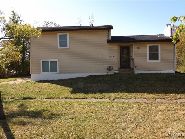 Primary Photo - 10332 Transit Rd