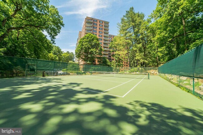 Building Photo - 4201 Cathedral Ave NW
