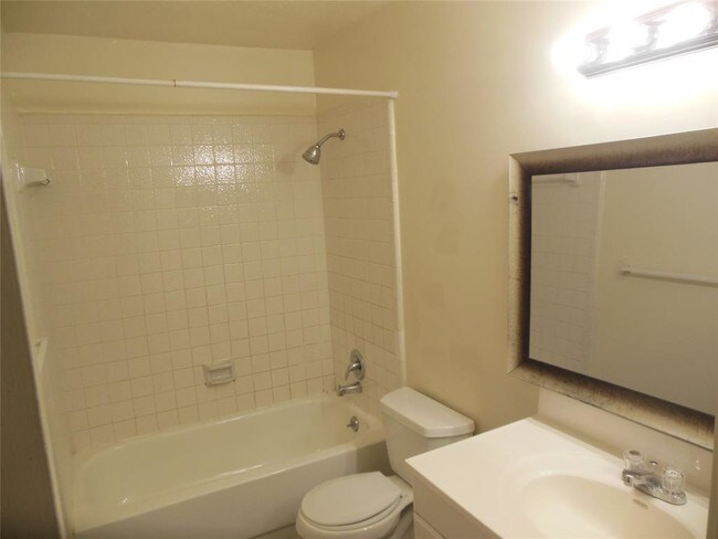 Building Photo - 6500 Sands Point Dr