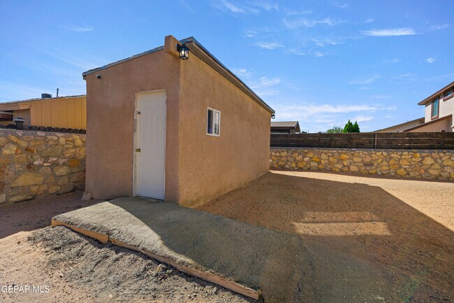 Building Photo - 11632 Mesquite Miel Dr