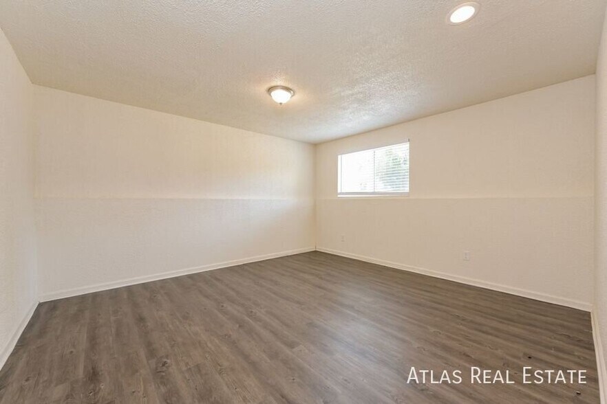 Building Photo - 16590 E Baltic Pl