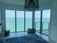 Building Photo - 2900 NE 7th Ave