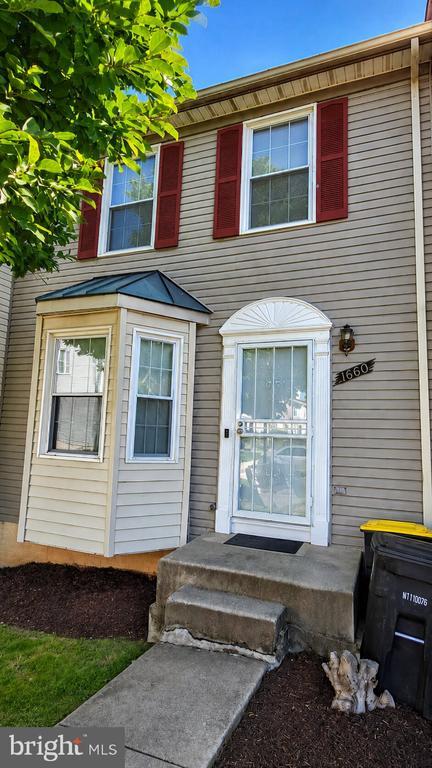 Building Photo - 1660 Willowwood Ct