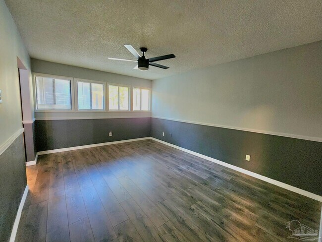 Building Photo - 5140 Choctaw Ave