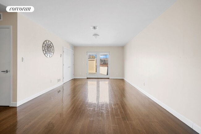 Building Photo - 39-30 62nd St