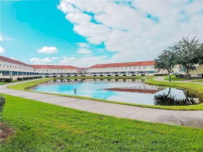 Building Photo - 1139 S Beach Cir