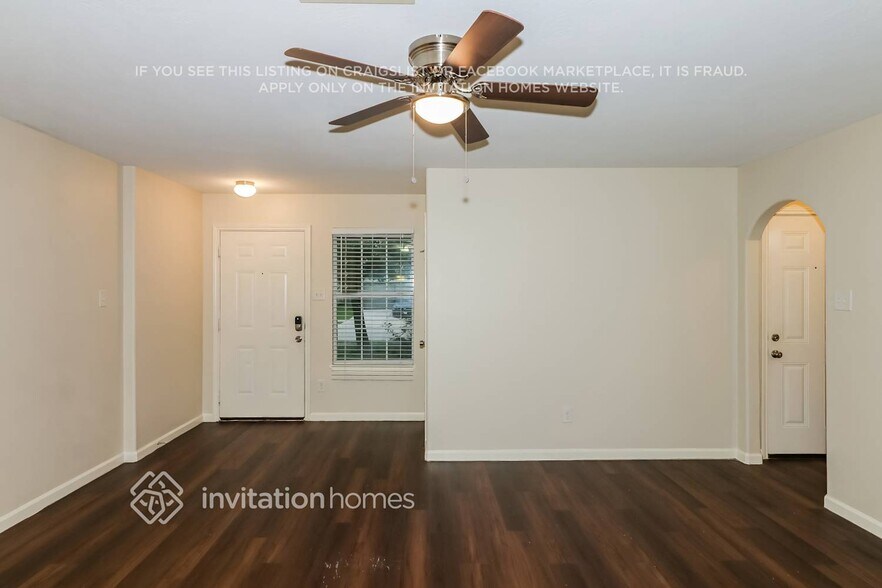 Building Photo - 8606 Chaletford Dr