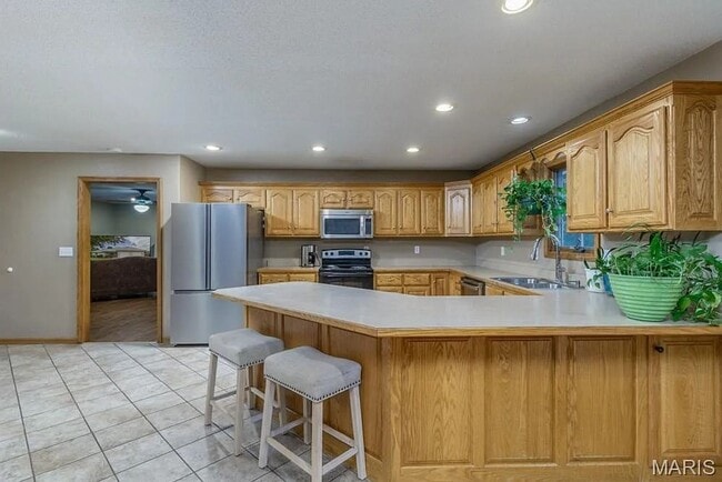Building Photo - OCTOBER SPECIAL!!!!! 3 BEDS 2 BATH HOME