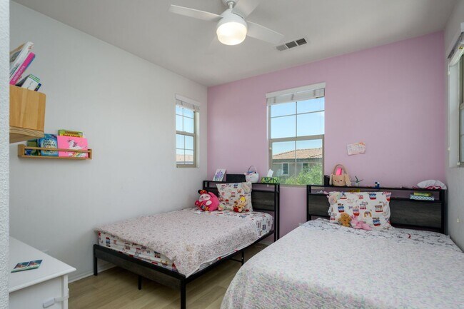 Building Photo - 2878 Menorca Cir