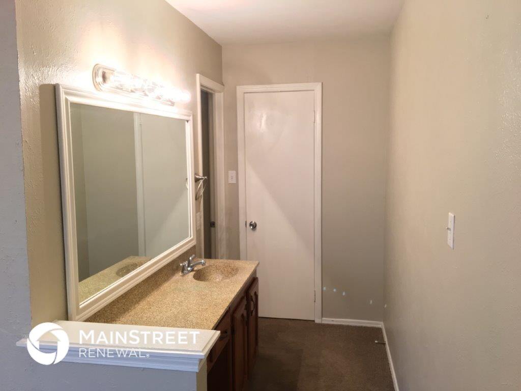 Building Photo - 7300 Wayfarer Trail