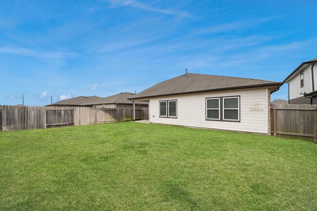 Building Photo - 311 John House Ln