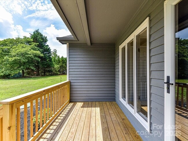 Building Photo - 1117 Hidden Brook Ln