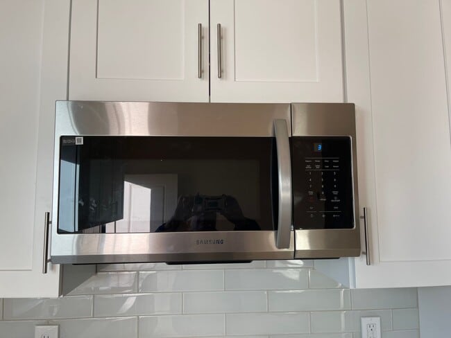 Building Photo - PA5524 A- Francis, Albert