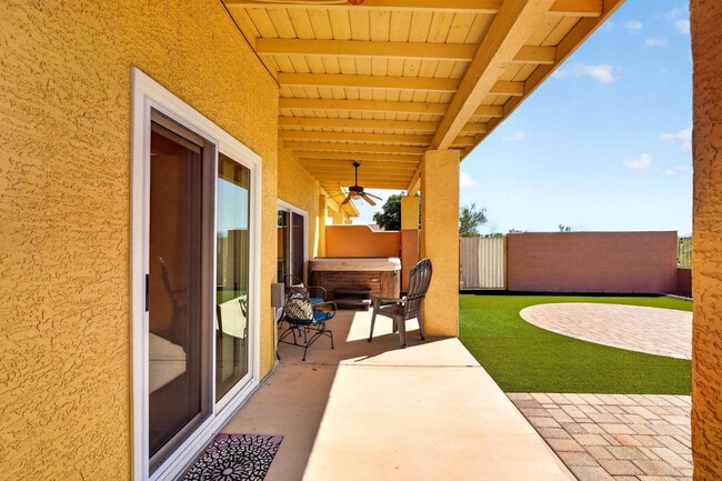 Building Photo - 12213 N Chama Dr