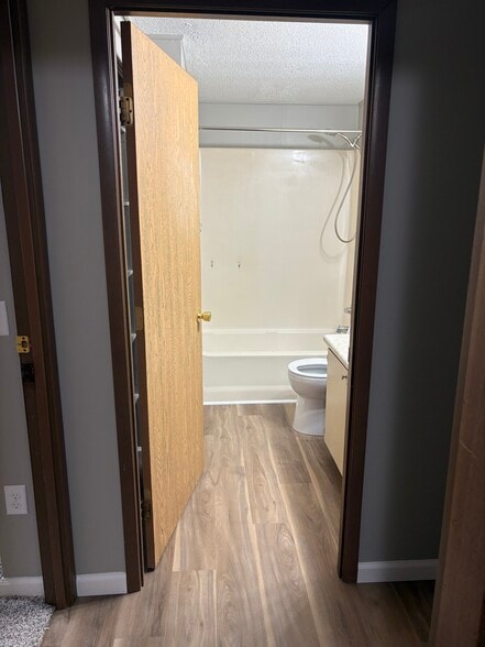 Building Photo - 310 S Pike St