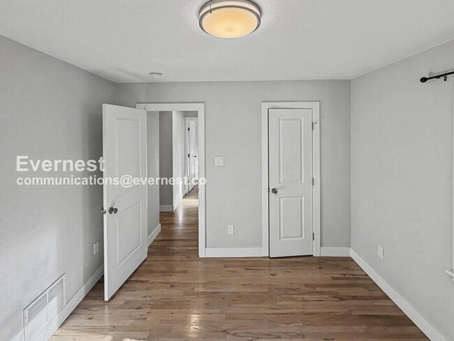 Building Photo - 3875 S Bannock St