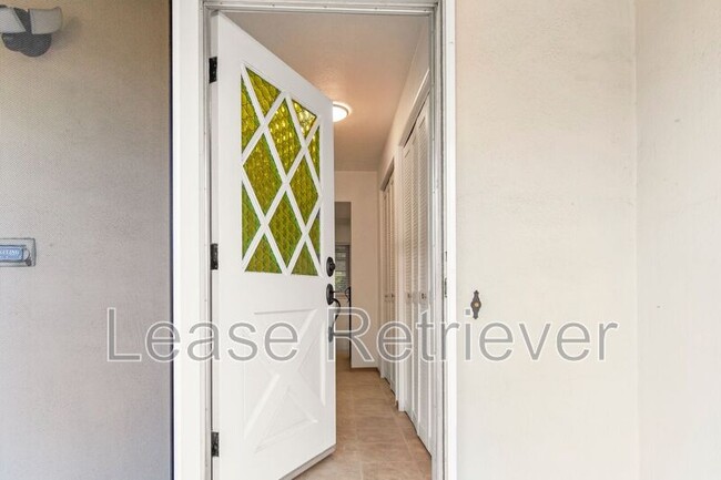 Building Photo - 1265 Slayton Dr