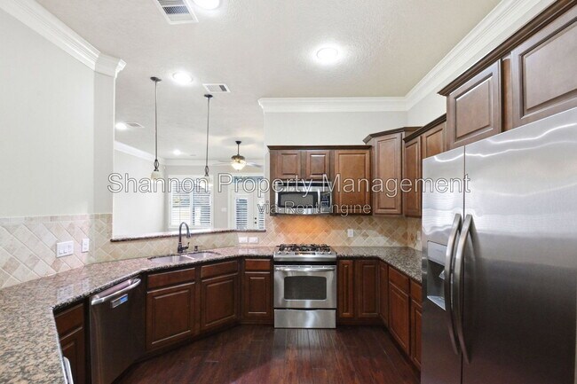 Building Photo - 5642 Petty St
