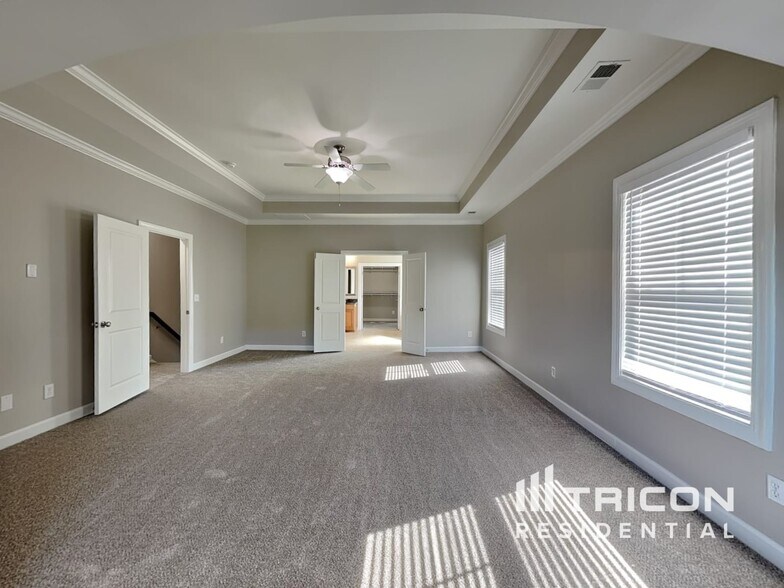 Building Photo - 172 Churchland Dr