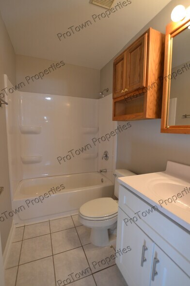 Building Photo - 2214 Madonna Ave