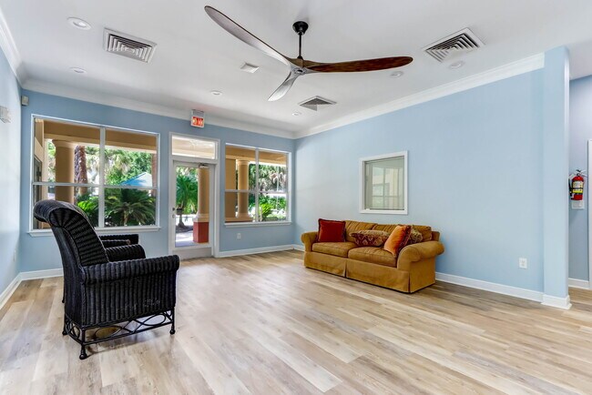 Building Photo - 170 Veracruz Dr