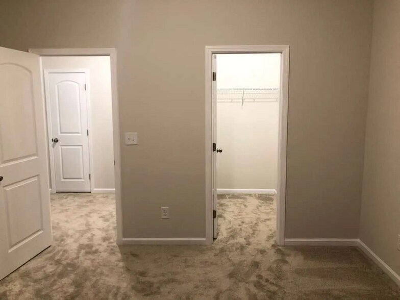 Building Photo - 3131 Glenn Hope Wy