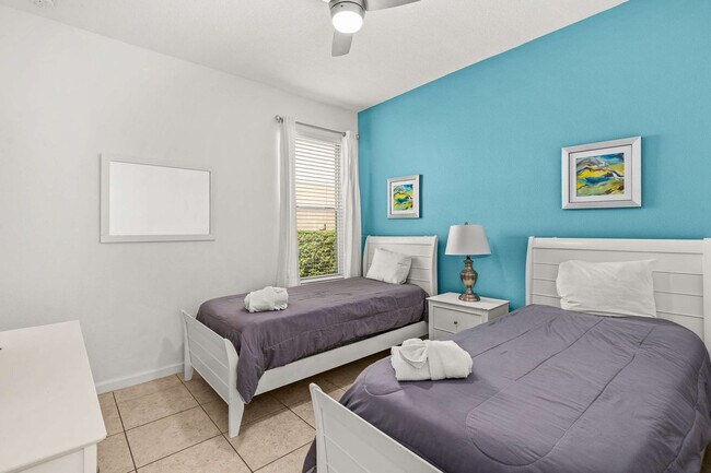 Building Photo - 4140 Oak Tree Dr