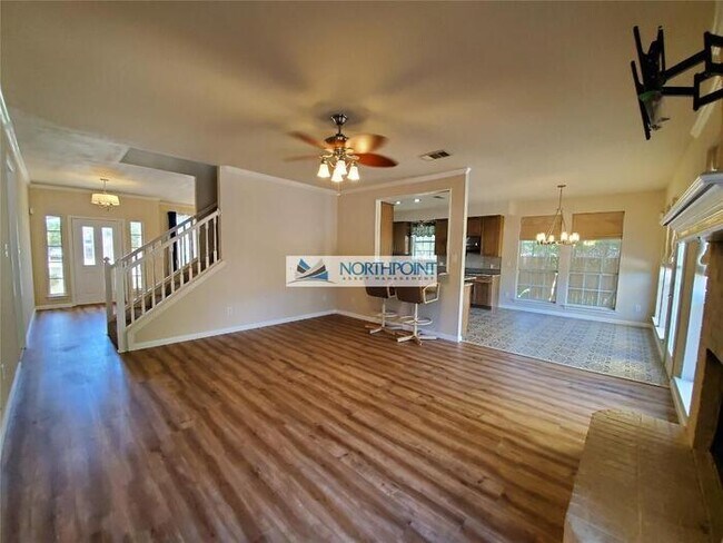 Building Photo - Stunning corner lot home with beautiful pool and upgrades throughout.