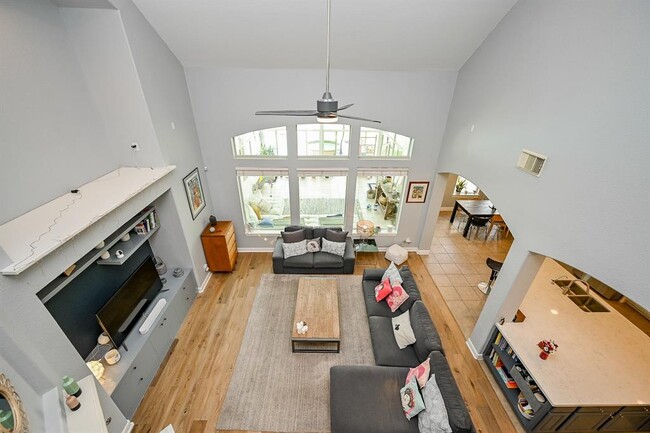Building Photo - 6342 Collina Springs Ct