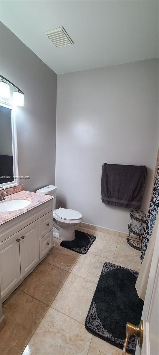 Building Photo - 971 NE 42nd Pl