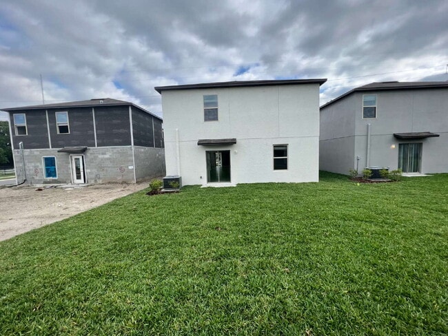 Building Photo - 7303 Canterbury Bells Ct