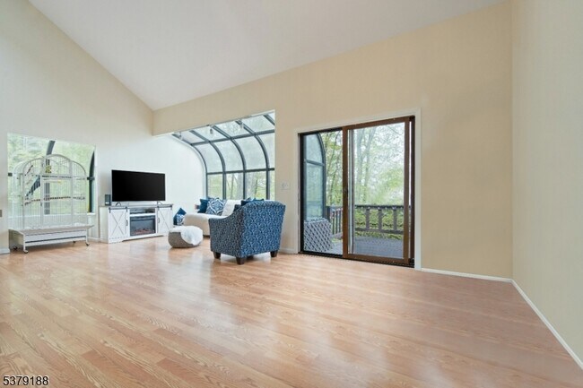 Building Photo - 5 Telluride Ct