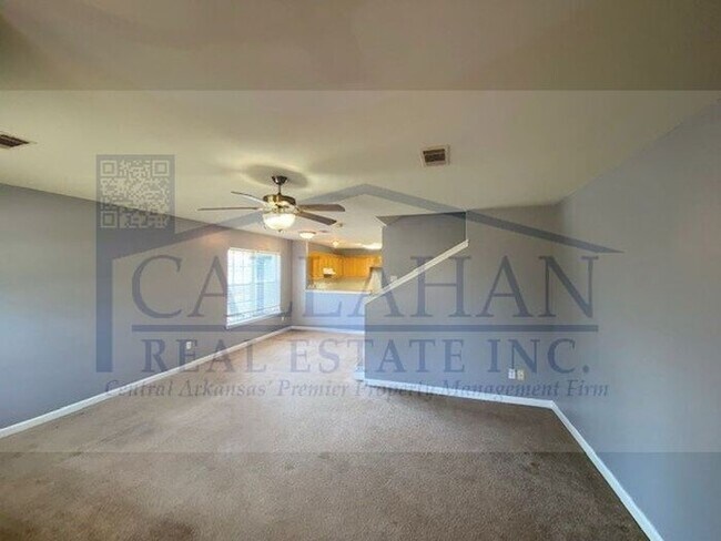 Building Photo - Sherwood 2 Bedroom Townhome