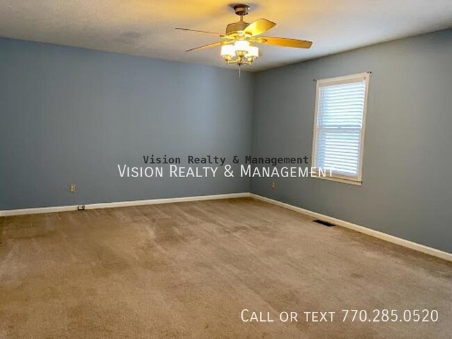 Building Photo - Move in Ready! 3BD/2BA Home in Carrollton