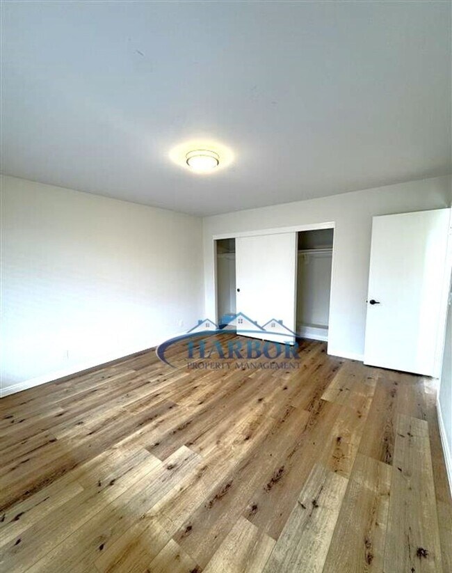 Building Photo - Beautifully Remodeled 4-Bedroom Home in Sa...