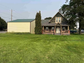 Building Photo - 1928 N Park Rd