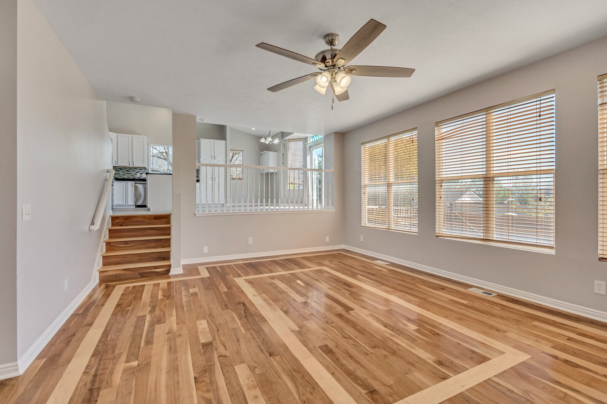 Building Photo - 8847 Mountain Vista Dr