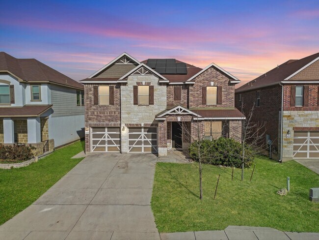 Building Photo - 4431 Oak Roset