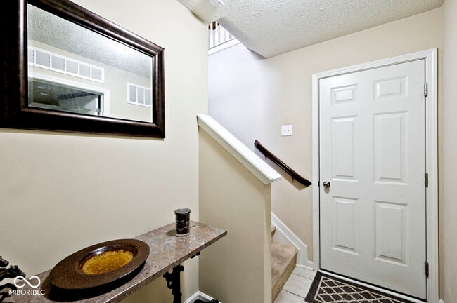 Building Photo - 12692 Tamworth Dr