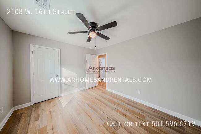 Building Photo - 2108 W 16th St