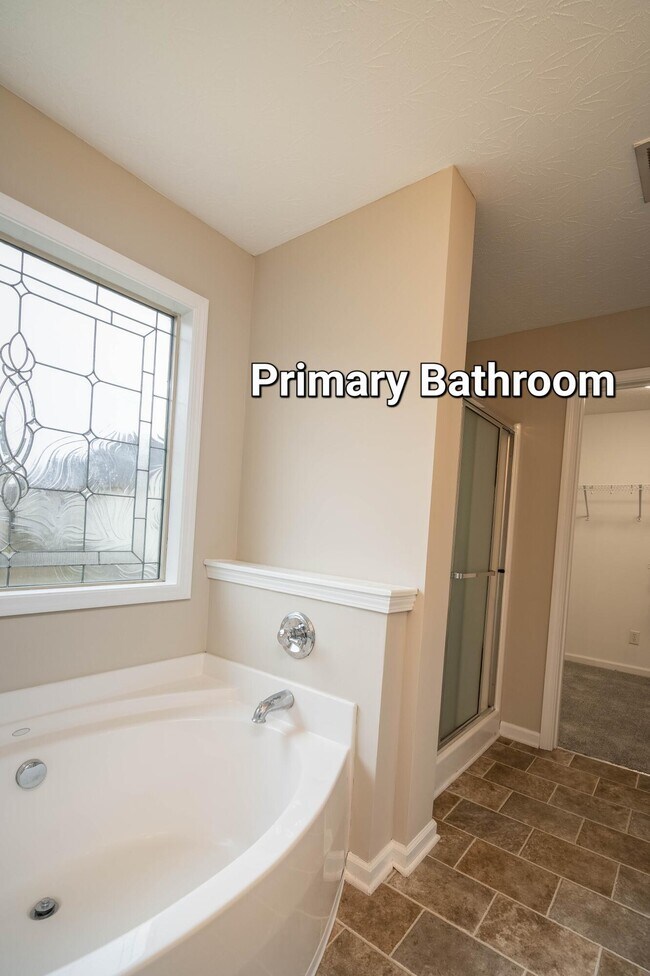 Building Photo - 680 Lucille Dr